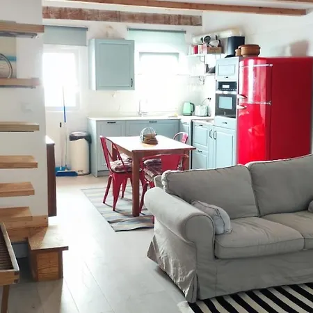 Arco House